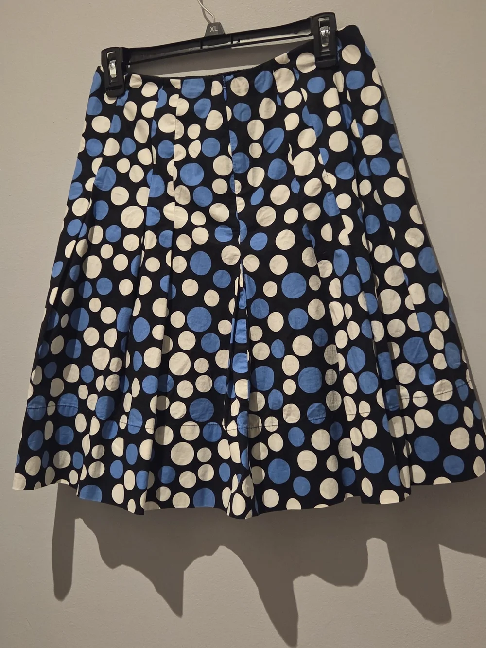 Ellen Tracy Polka Dot Pleated A-Line Skirt Blue White Black Size 2  EUC